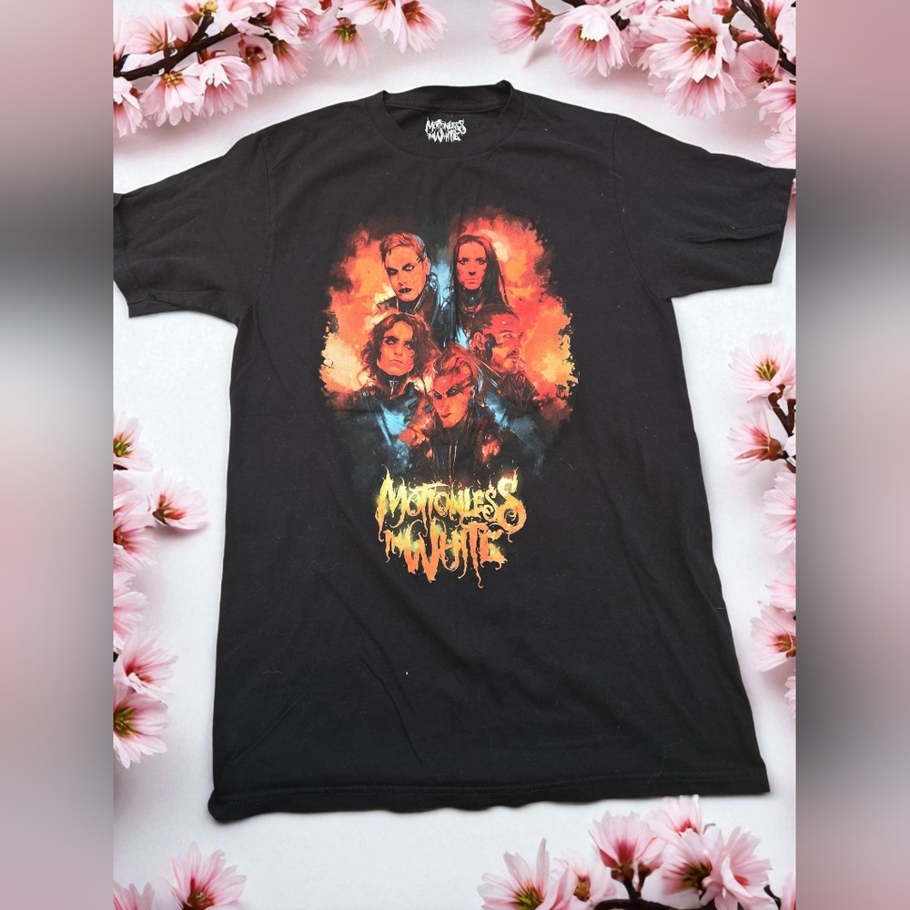 *0680 Motionless in white rock group T-Shirt unisex adults M